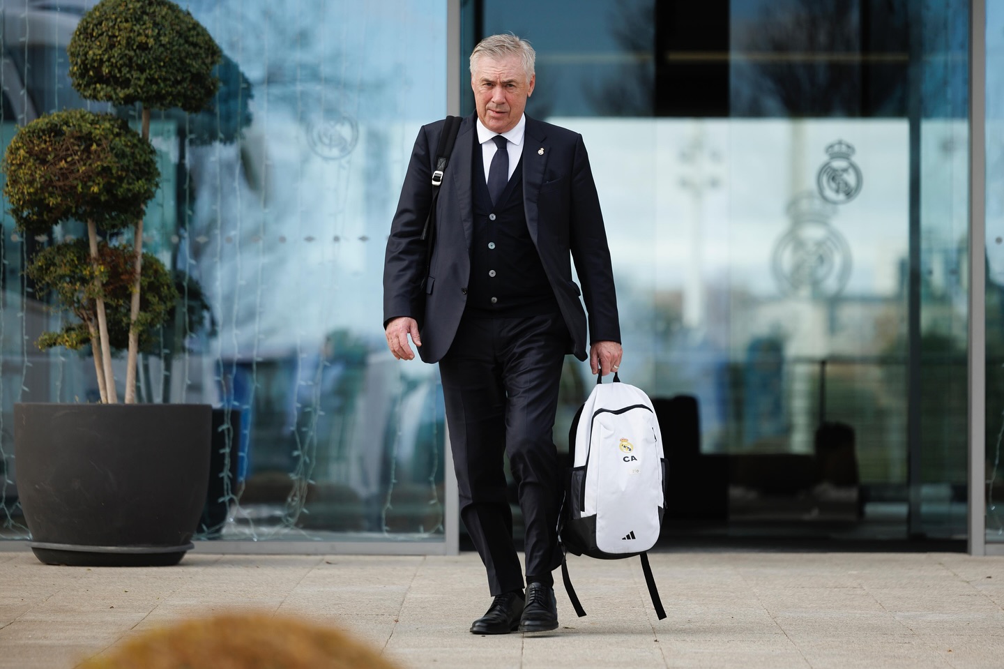 Acordo entre Ancelotti e CBF desmorona após impasse com o Real Madrid
