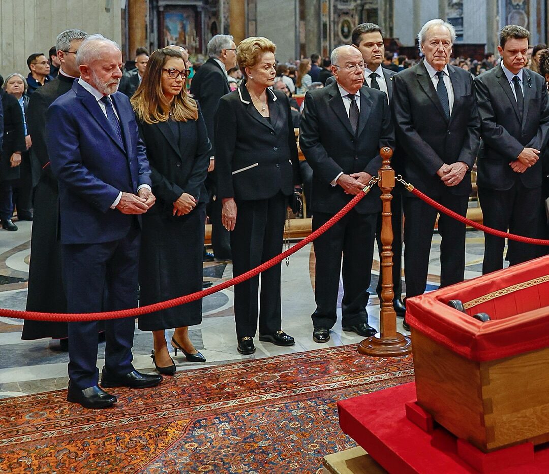 Lula comparece ao velório do papa Francisco no Vaticano