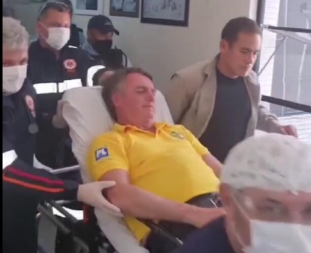 Bolsonaro chega a Natal após passar mal durante agenda no interior do RN