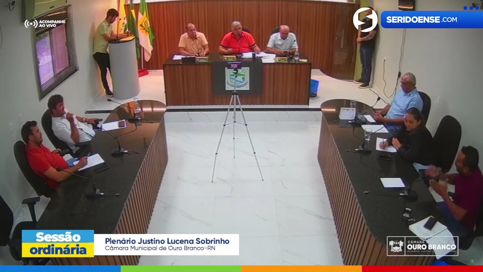 Presidente da Câmara de Ouro Branco expulsa vereador durante sessão marcada por tensão política