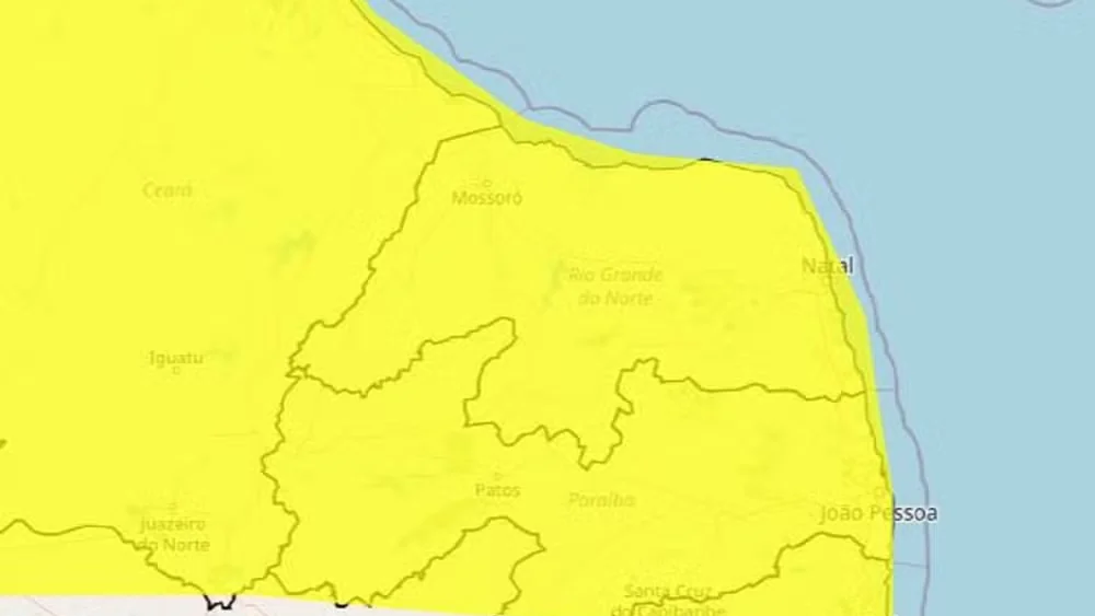 Inmet emite novo alerta de chuvas intensas para todo o RN; previsão segue até terça (22)