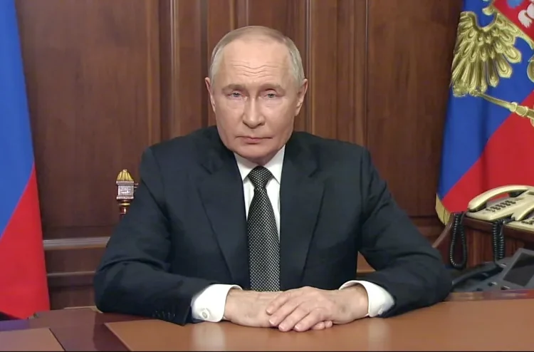 Putin propõe retomada de diálogo com Ucrânia e sugere encontro em Istambul; Zelensky exige cessar-fogo