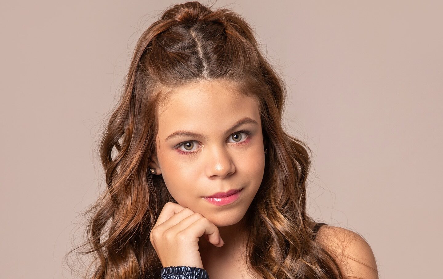 Atriz mirim Millena Brandão morre aos 11 anos