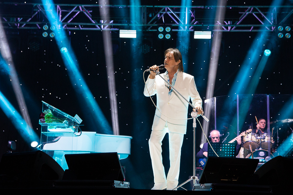 Prefeito confirma show de Roberto Carlos em João Pessoa no aniversário de 440 anos da cidade