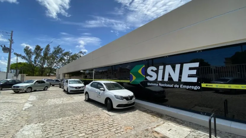 “SINE em Movimento” oferecerá serviços gratuitos, palestras e emissão de RG em Natal nesta quarta (7)