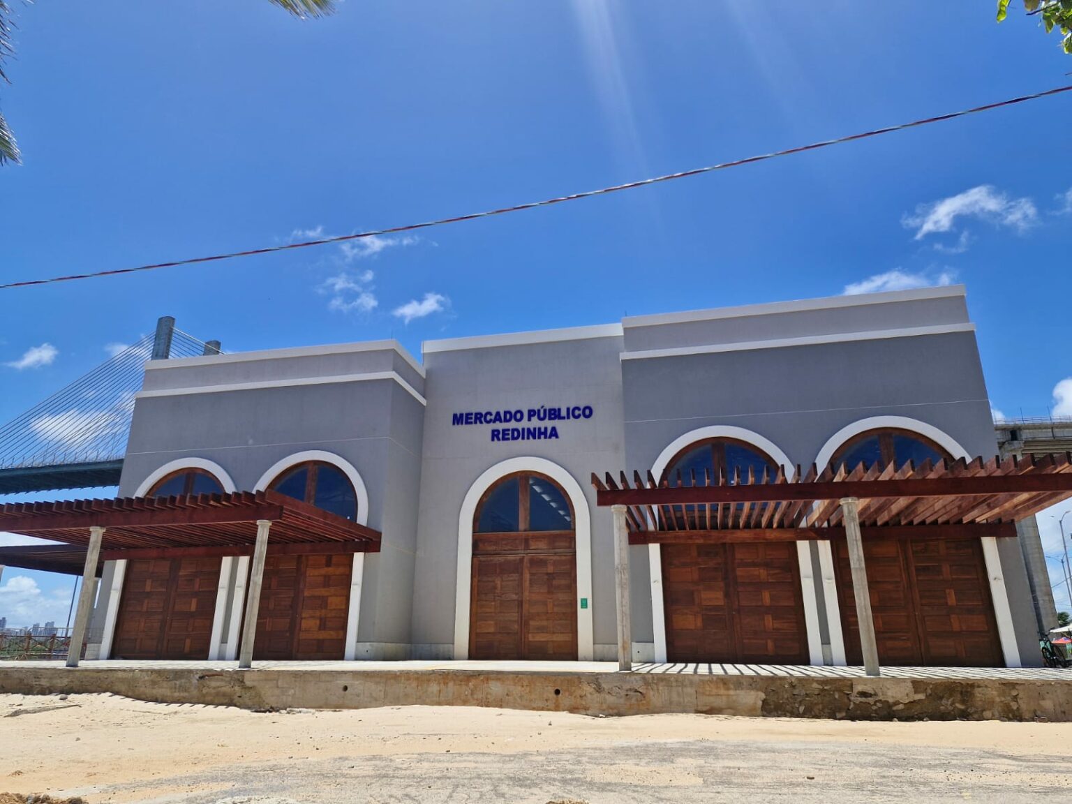 Decreto garante auxílio de R$ 1.200 para comerciantes da Redinha até reabertura do mercado