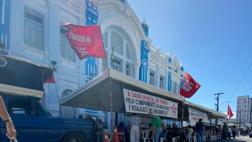 Servidores da saúde de Natal entram em greve por tempo indeterminado a partir desta terça-feira (17)