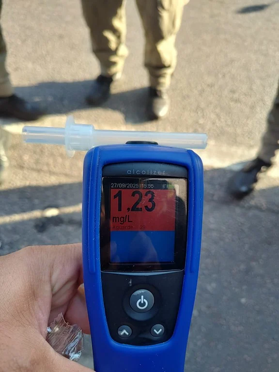 Motorista é preso por embriaguez após atropelar pedestre na BR-101 em Natal