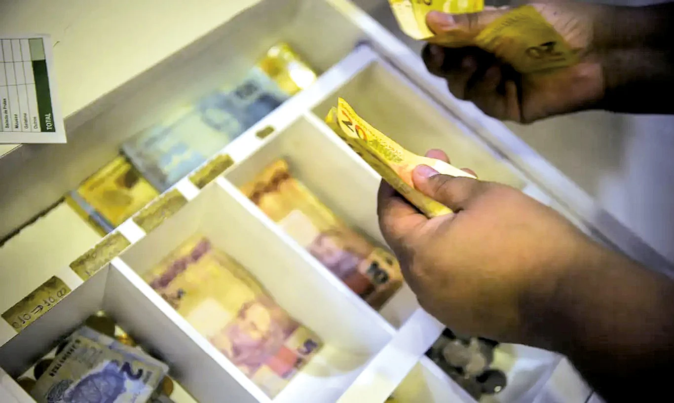 Pequenos negócios no RN enfrentam queda de faturamento e alto endividamento, aponta Sebrae