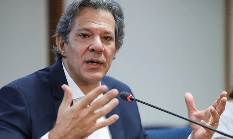 Haddad afirma que Congresso decidirá sobre cortes em benefícios fiscais e alerta para necessidade de R$ 20 bilhões no Orçamento de 2026