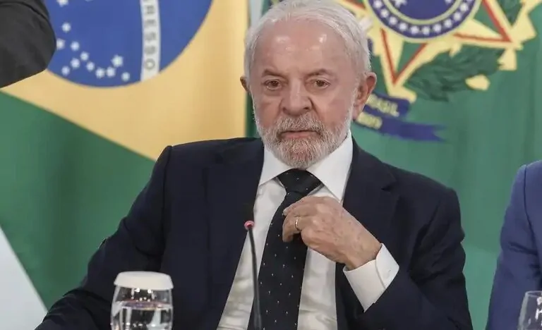 Lula diz que investigação sobre fraudes no INSS atingirá todos os envolvidos: “Ninguém será poupado”