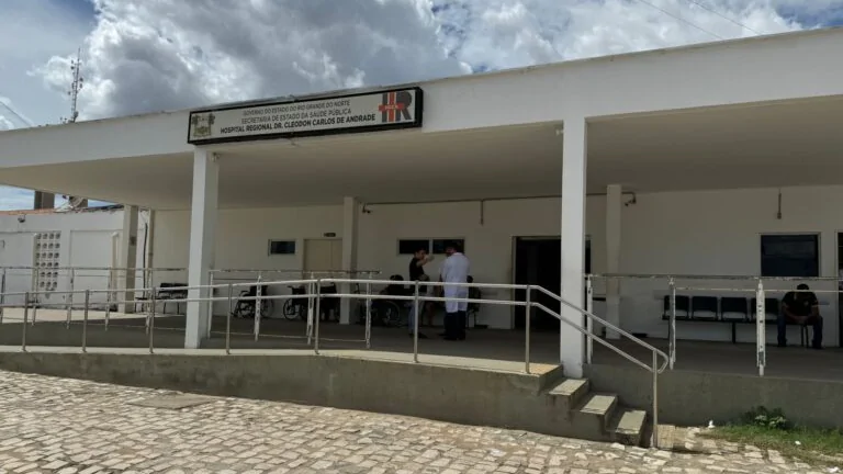 Passageiro de avião que caiu em Pau dos Ferros deixa hospital sem alta médica