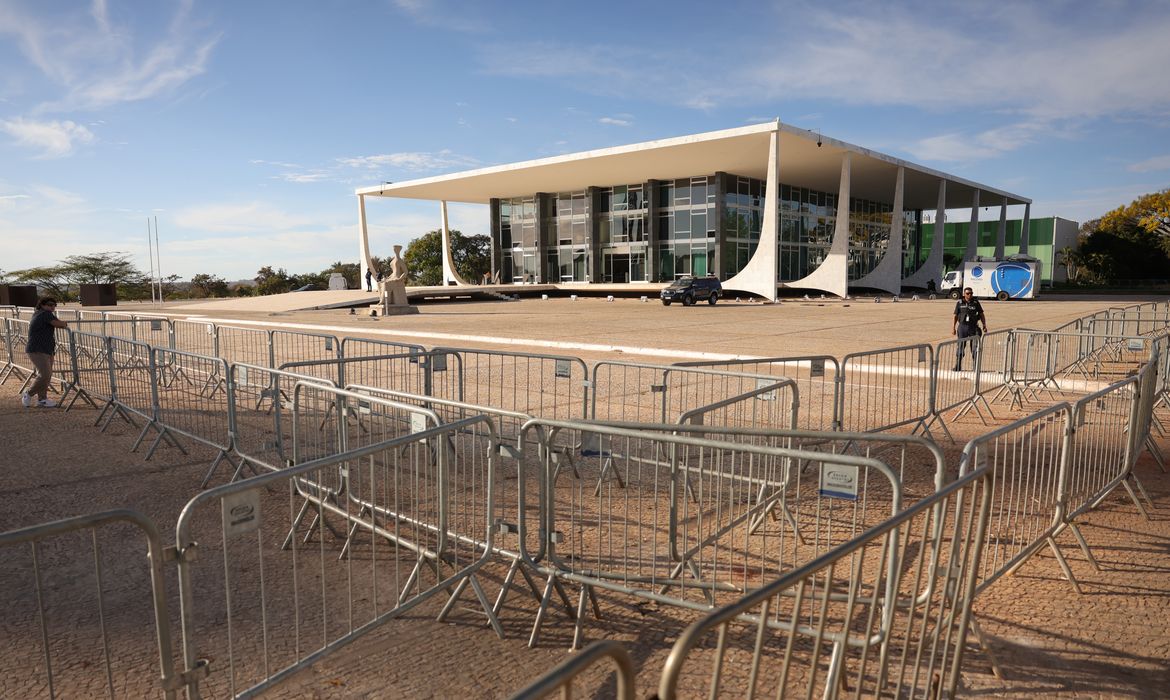 STF anula parte da investigação contra o governador do Acre, Gladson Cameli